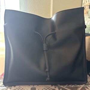 Von Holzhausen Medium Black Shopper Tote